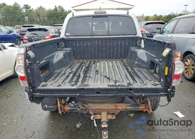 3TMLU4EN6CM093623: 99018465