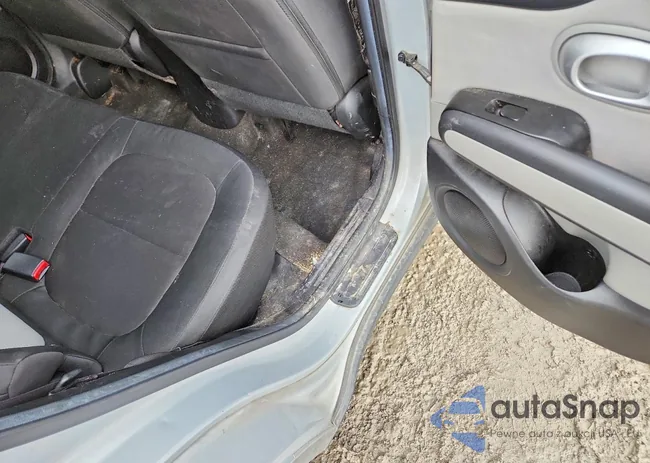 KNDJN2A23E7721154: 72951345