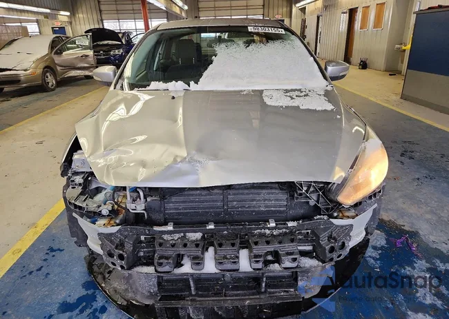 1FADP3F2XGL330749: 98303155