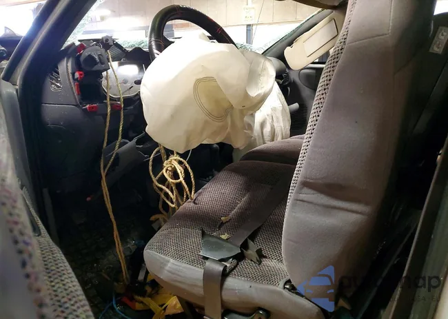 1B7HF16Z8XS144262: 72828425