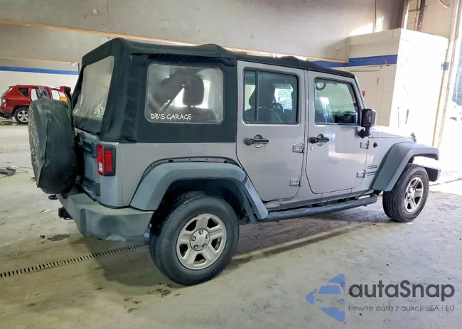 1C4BJWDG9FL718038: 74678885