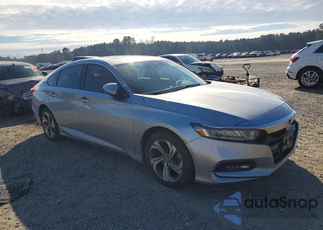 1HGCV1F43JA002904: 73233555