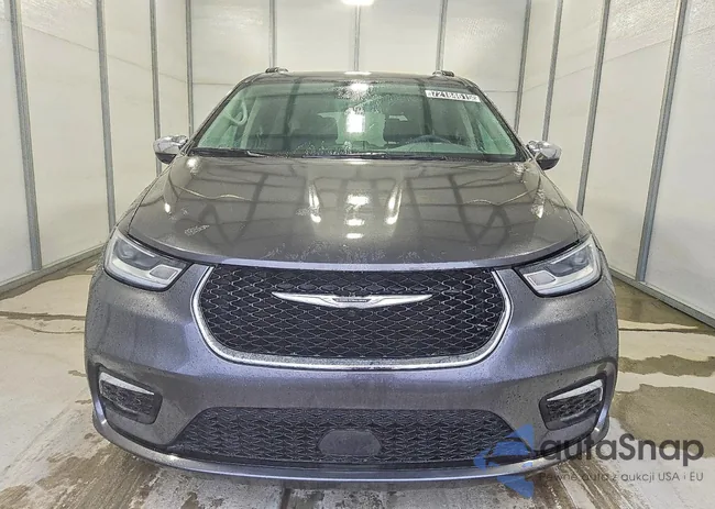 2C4RC1GG4PR520855: 72184615