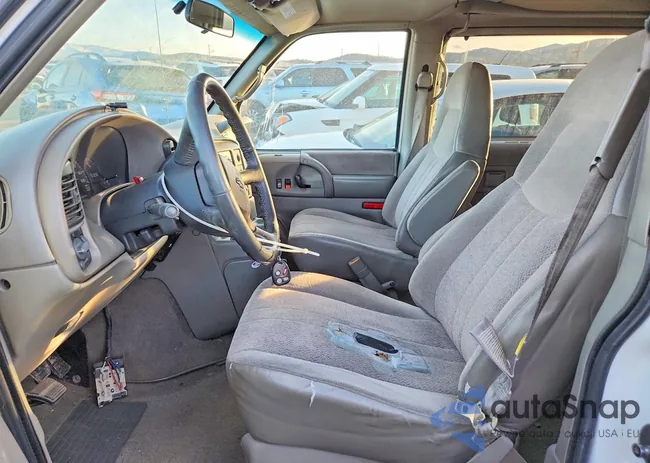 1GNEL19W4YB102645: 73470675