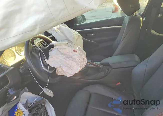 WBA4W3C50KAF92876: 74833875