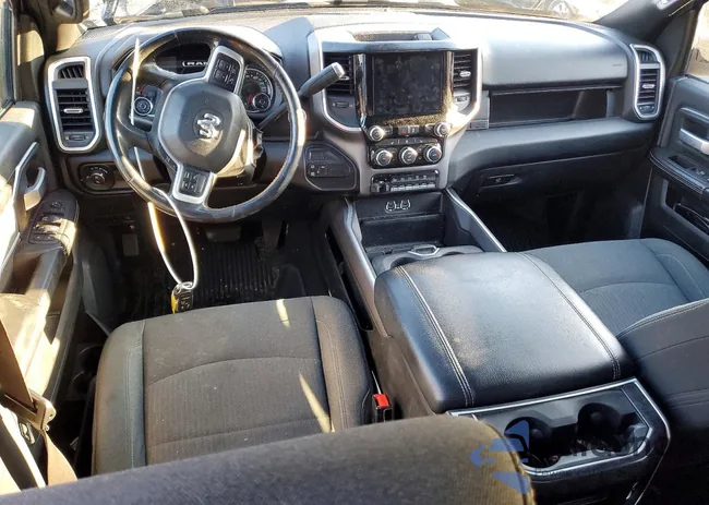 3C6UR5DL3NG125903: 97969635