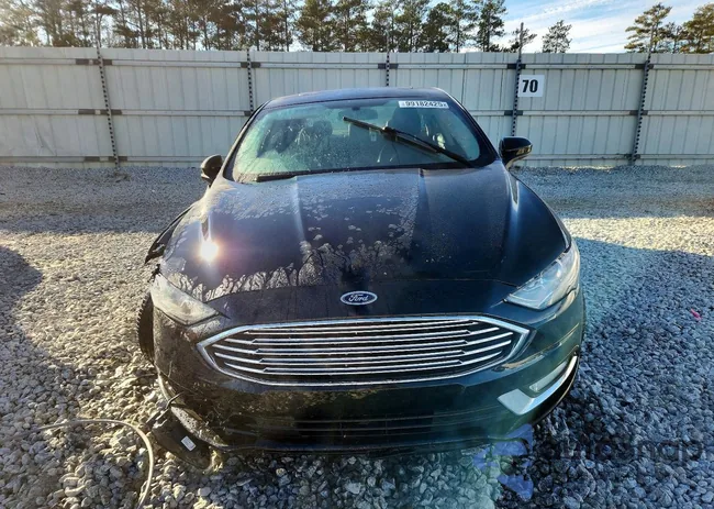 3FA6P0LU3HR217239: 99182425