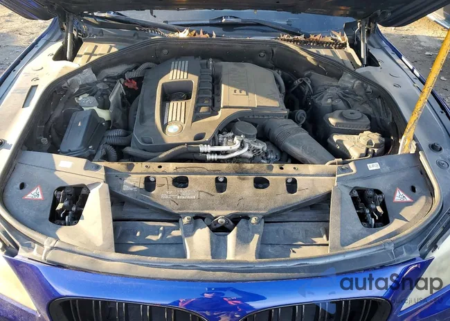 WBAKB4C50CC577001: 72830375