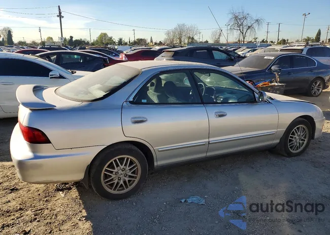 JH4DB7659YS004618: 73253895