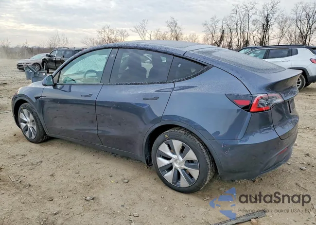 5YJYGDEE6MF060415: 98940555