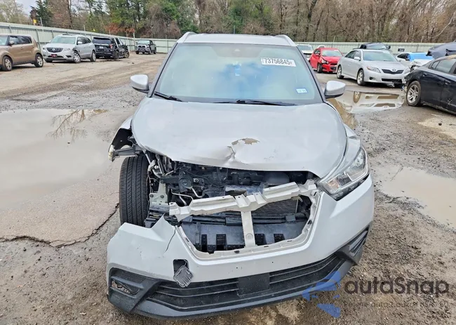 3N1CP5CV2LL552073: 73756845