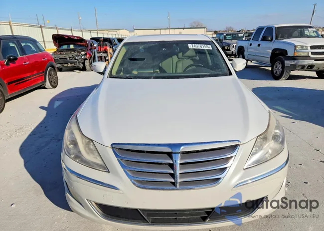 KMHGC4DD8DU250980: 74078155