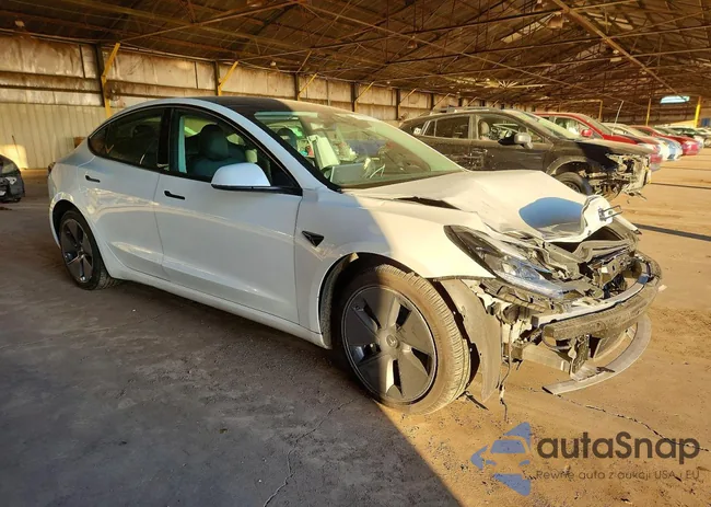 5YJ3E1EA8PF463103: 72390975