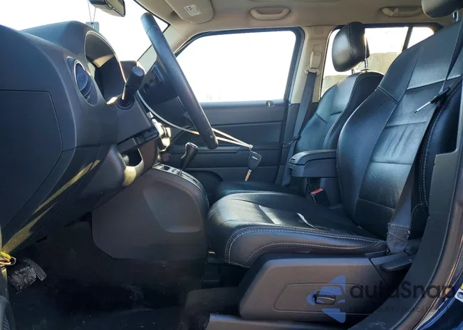 1C4NJRFB3GD618061: 72880065