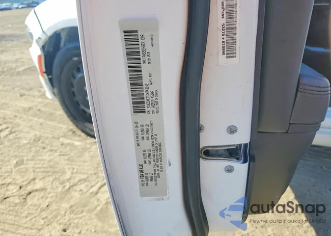 2C3CDXKT1KH743142: 99893385