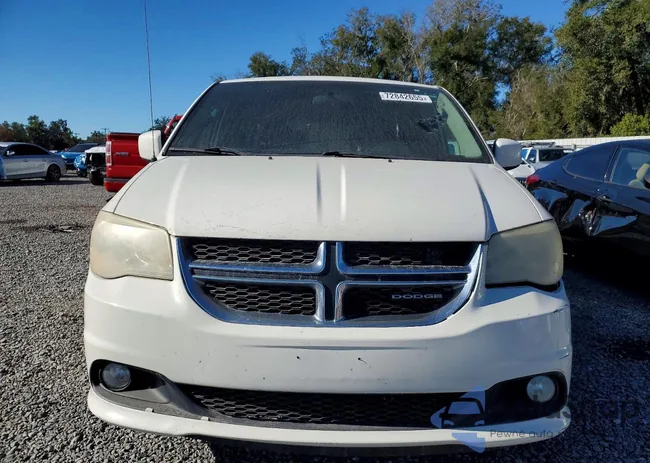 2D4RN5DG2BR606750: 72842655