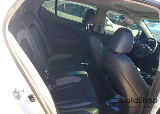 KNAGM4AD3C5017178: 72852465