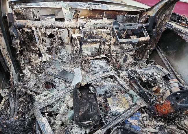 3C63R3FL2HG697577: 72387595