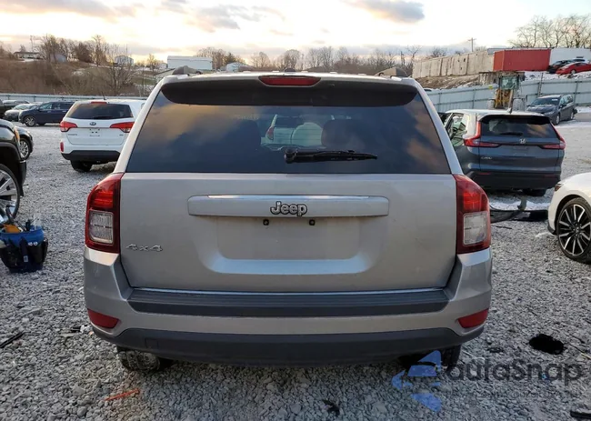 1C4NJDBB4GD714192: 73972285