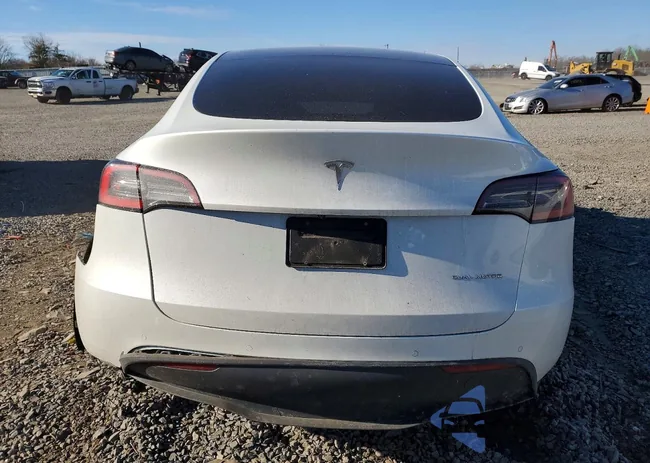 5YJYGDEE5LF047962: 73209205