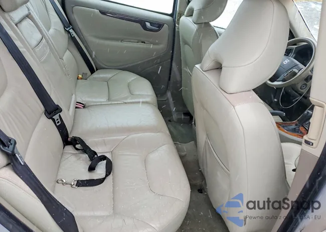 YV1SW612652468105: 73155335