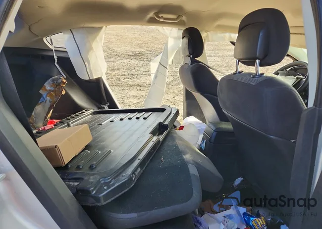 1B3CB4HA2AD651864: 98674655