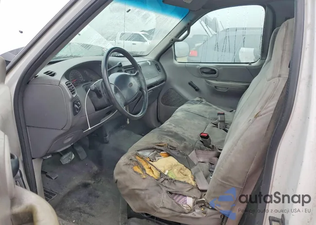 1FTPF27W1XKB73107: 73749645