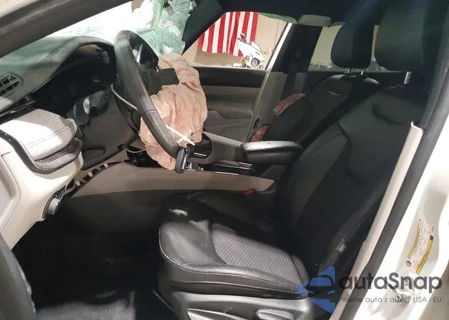 3C4NJDBN3RT598863: 99342475