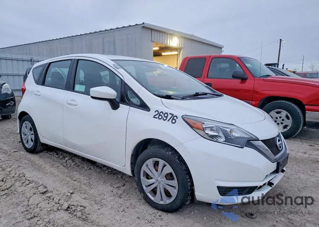 3N1CE2CP6JL352140: 73293235