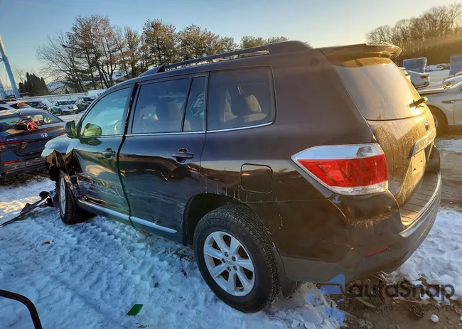 5TDBK3EH4CS102552: 74617645