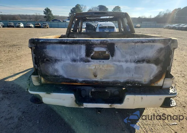 3GTU2PEJ0JG455319: 98858455