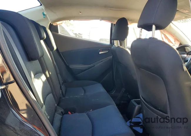 3MYDLBYV1JY307853: 72231685