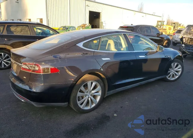 5YJSA1H14EFP51278: 98224135