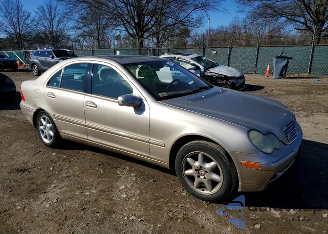 WDBRF61J91E000193: 73674955