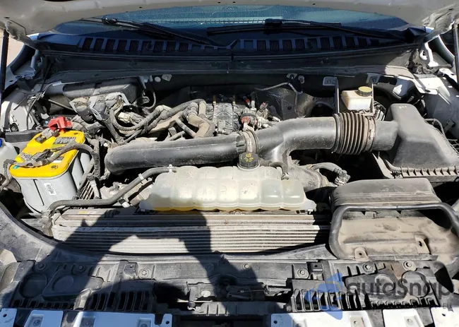 5LMJJ3LG8PEL02640: 74419205