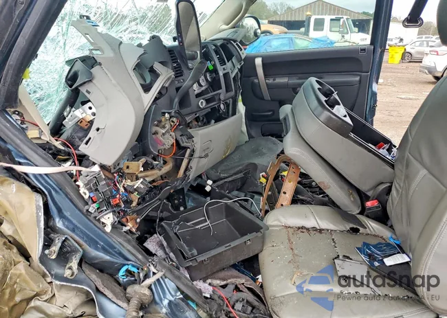 1GCRCREA8BZ281693: 74615595