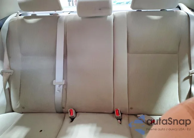 2T1BU4EE2DC919048: 72132145