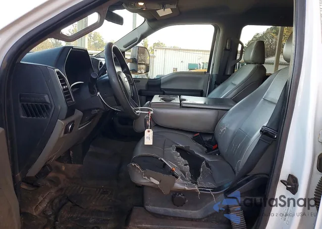 1FD8W3HT9LED06991: 72608275