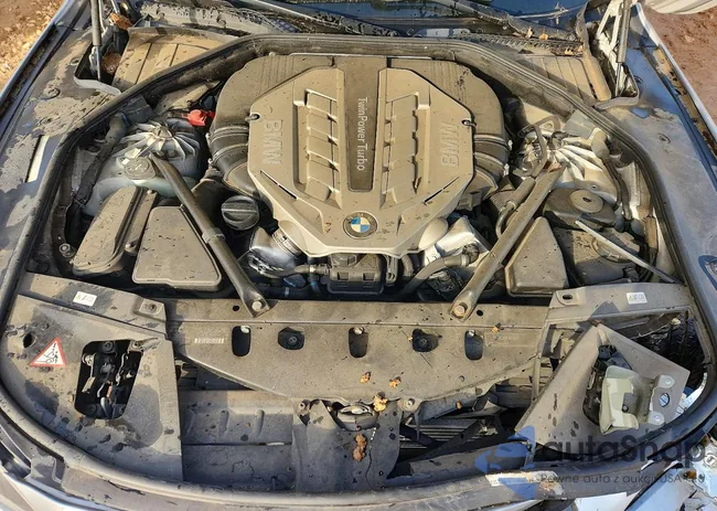 WBAKB8C58BC851728: 74119055