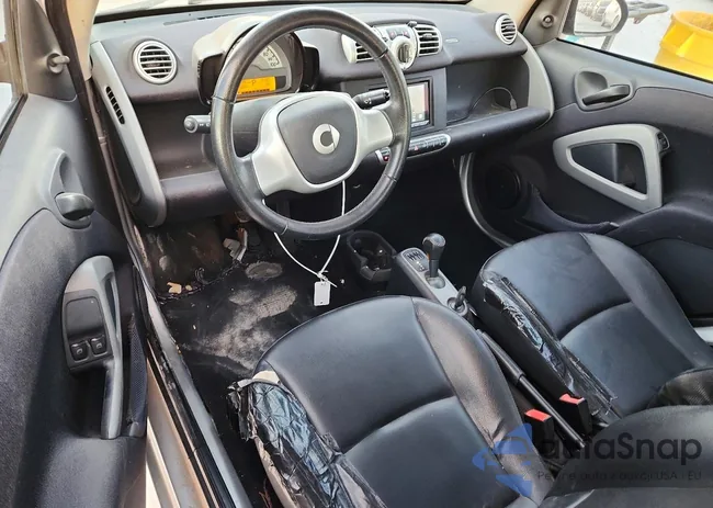 WMEEJ3BA2FK794993: 72649255