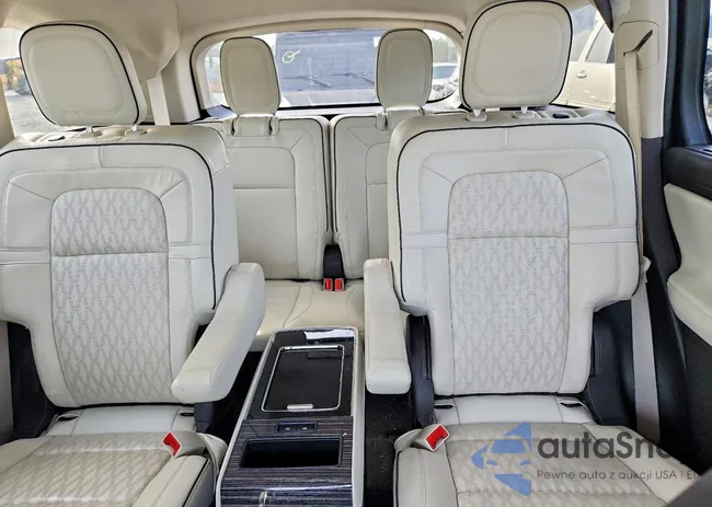 5LMYJ9YY9NNL01707: 74753655