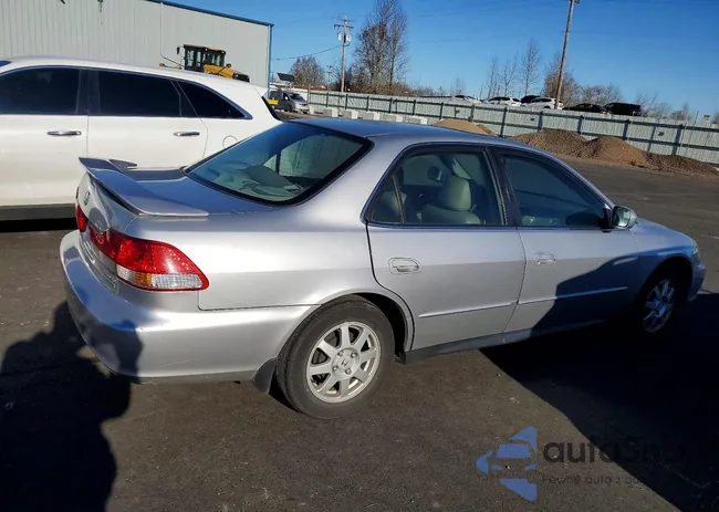 JHMCG56792C011573: 98860565