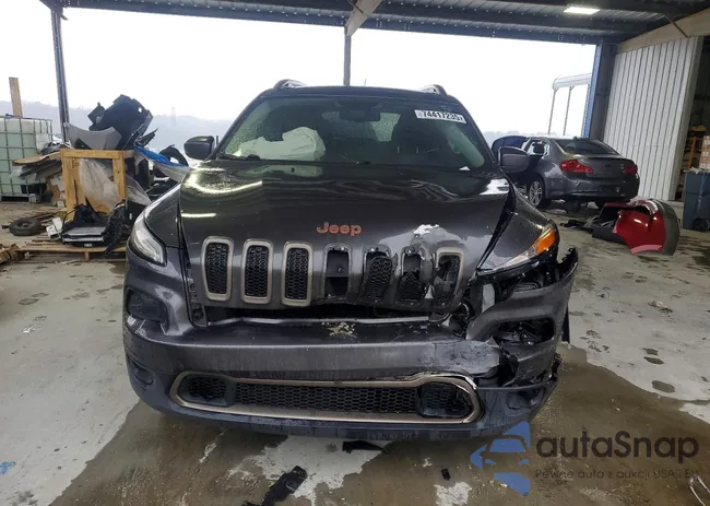 1C4PJLCBXGW291060: 74417235