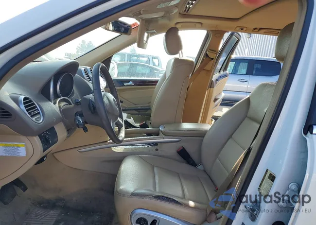 4JGBB2FB6AA612301: 73849415