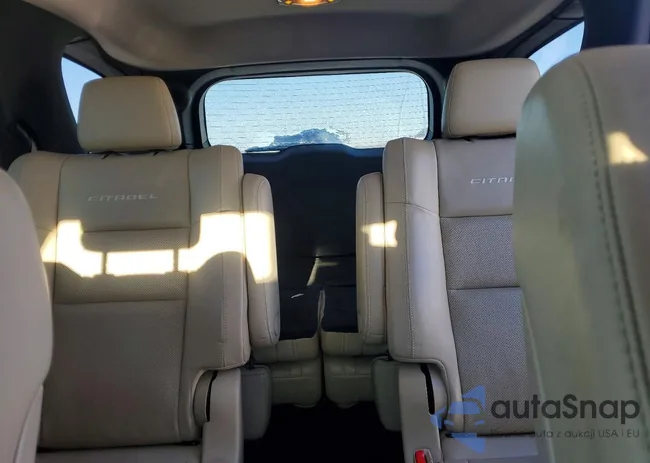 1C4SDJET9JC380803: 75011925