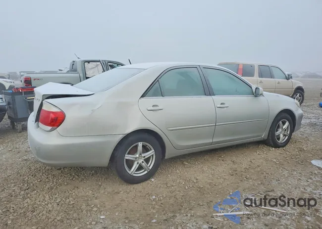 4T1BE32K96U144637: 75428015