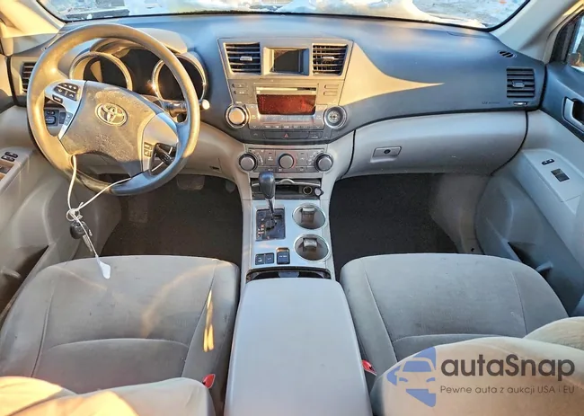 5TDBK3EH4CS102552: 74617645