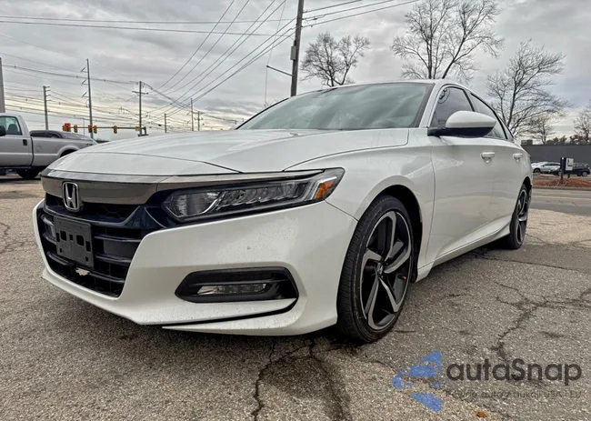 1HGCV1F30KA076841: 73496465