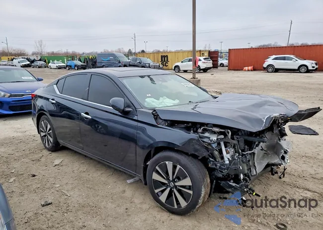 1N4BL4DV7NN334152: 99859565