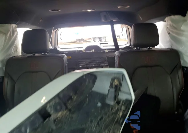 1FMJU1PT9LEA45701: 72497075